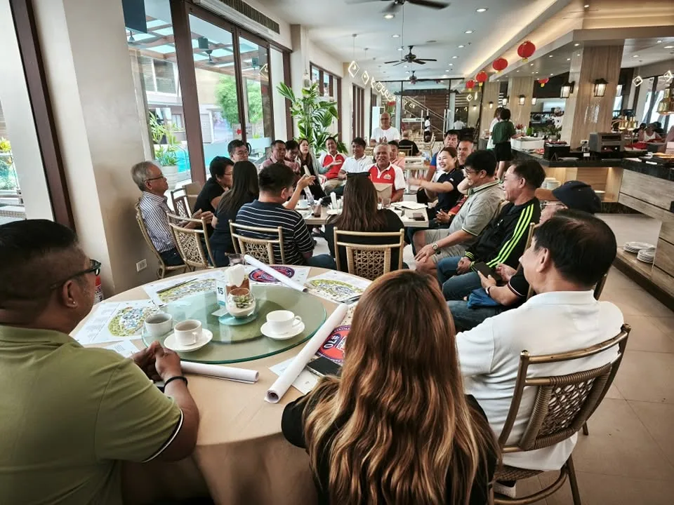 LTOP members and community gathering