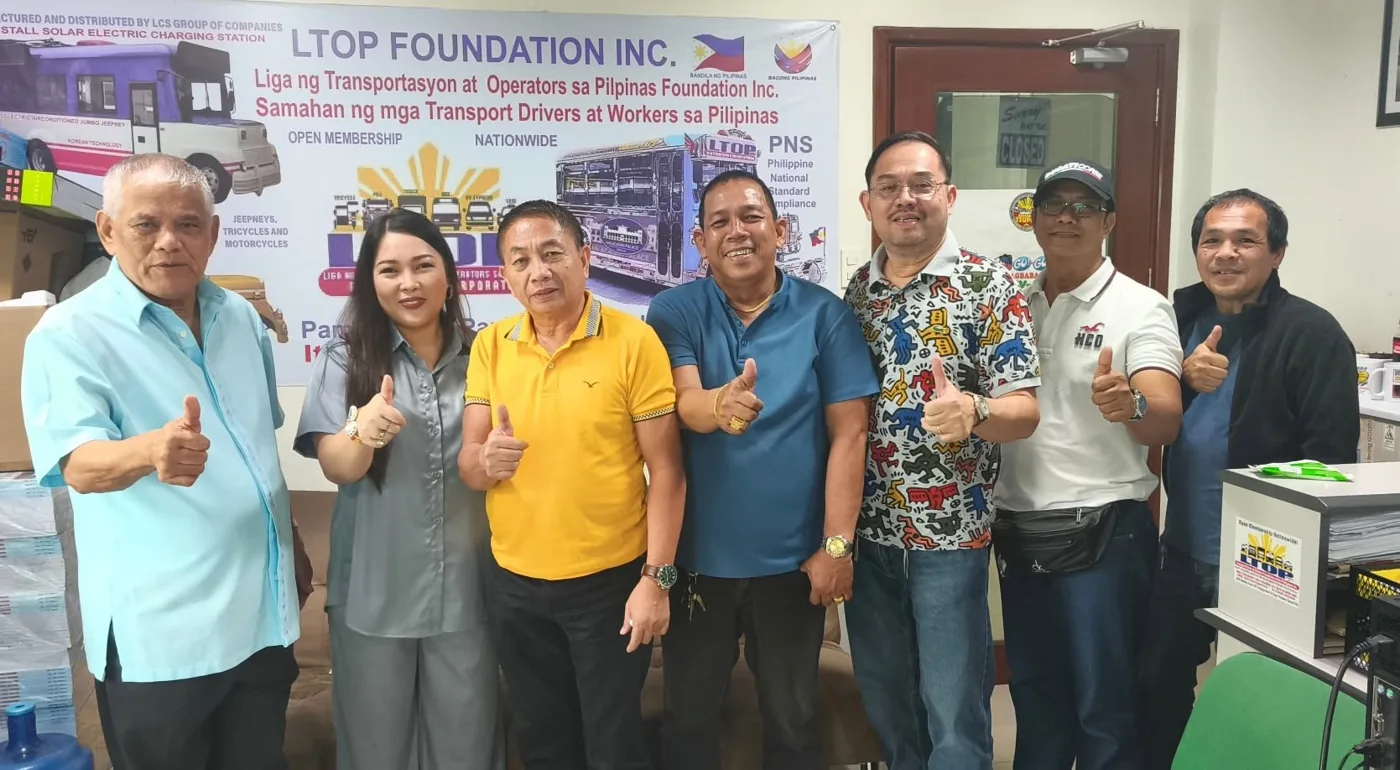 LTOP members and community gathering